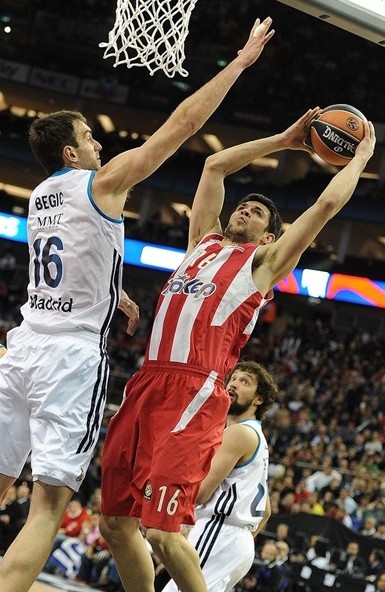 赛后有观众 赛后有观众