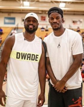 之间切换 之间切换